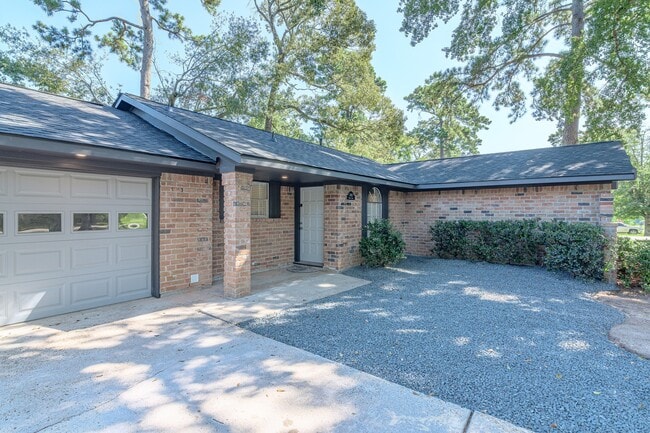 Building Photo - 3402 Gary Ln