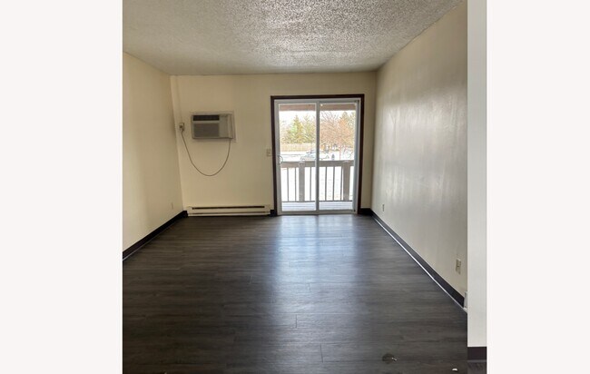 Foto del edificio - 631 W Sycamore St