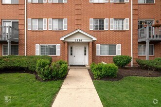 Building Photo - 1356 S Lorraine Rd