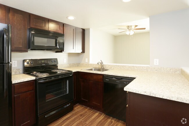 Ridgewood Apartments - Grand Rapids, MI | Apartments.com