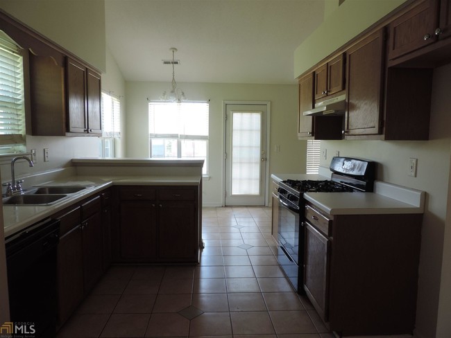 Building Photo - 1365 Crestridge Ln