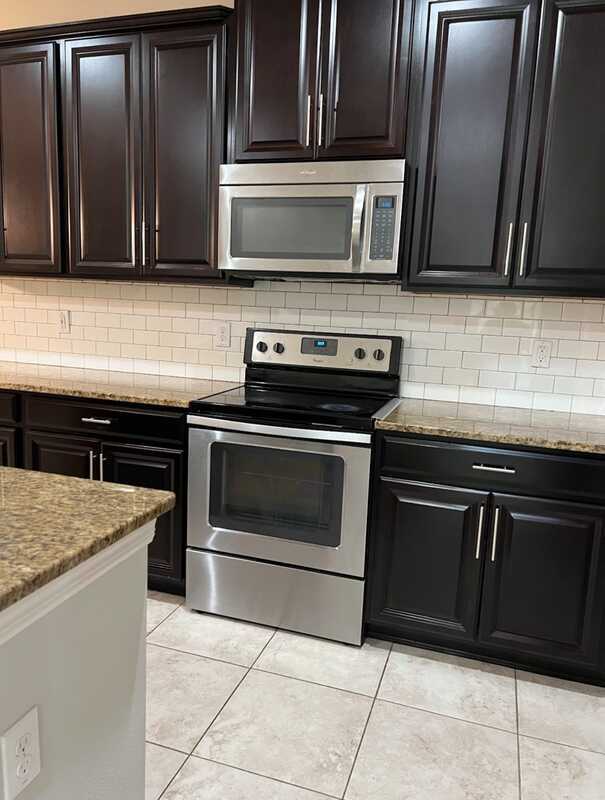 Building Photo - 13334 Palmera Vista Dr