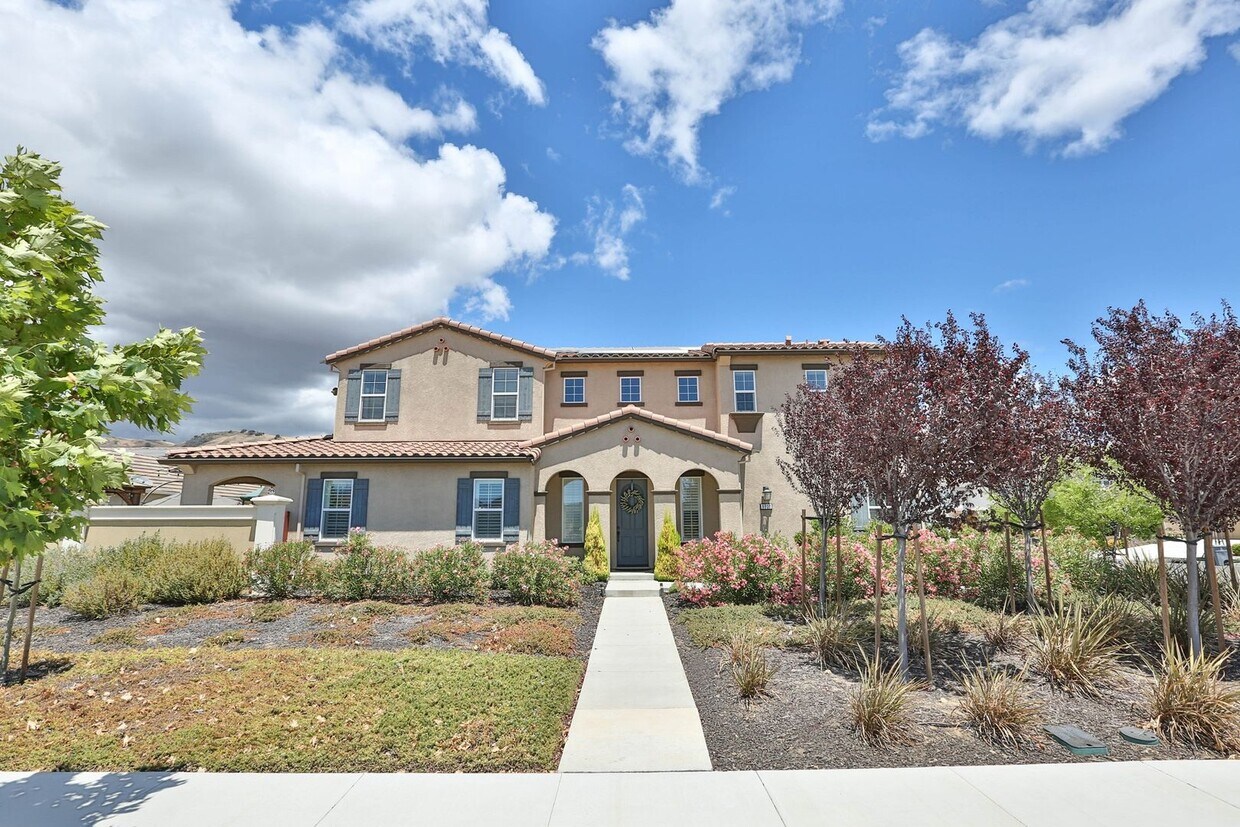 Primary Photo - 1301 Morning Star Dr Morgan Hill, CA 95037