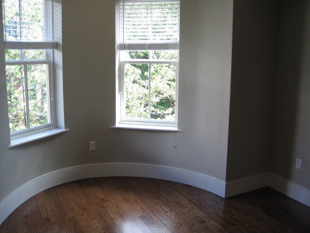 Building Photo - 26 Worthington St