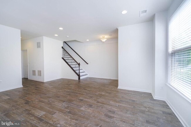 Building Photo - 23503 Adagio Terrace