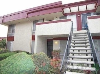 Foto principal - 745 E Bradley Ave