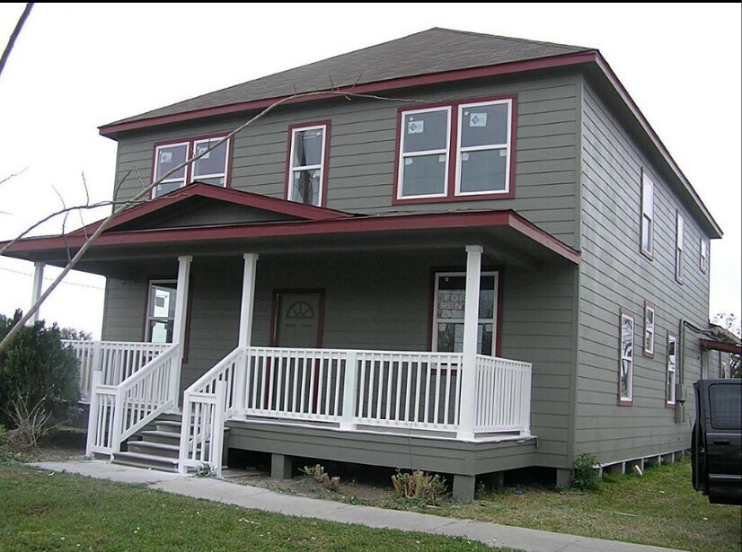 Foto principal - 110 Carolyn St