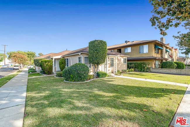 Building Photo - 340 N Monterey St