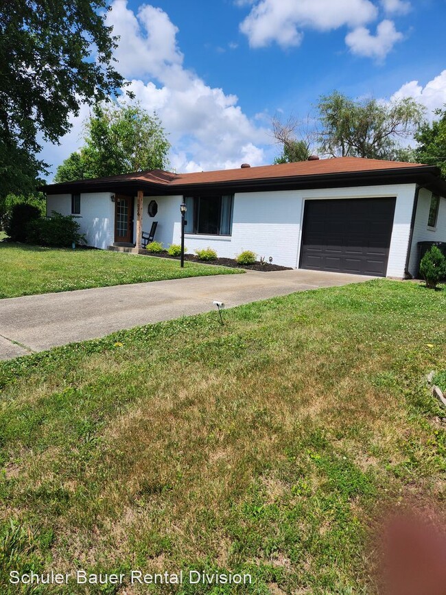 Building Photo - 3 br, 2.5 bath House - 1024 Longfield Dr.
