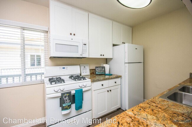 Foto del edificio - 381-391 Oak Ave