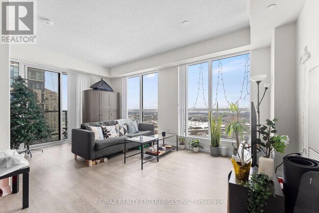 Building Photo - 50 Thomas Riley Rd