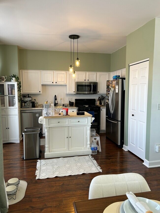 Foto del edificio - 411 Alyssa St