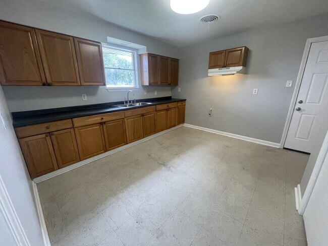 Foto del edificio - 2722 Delille St