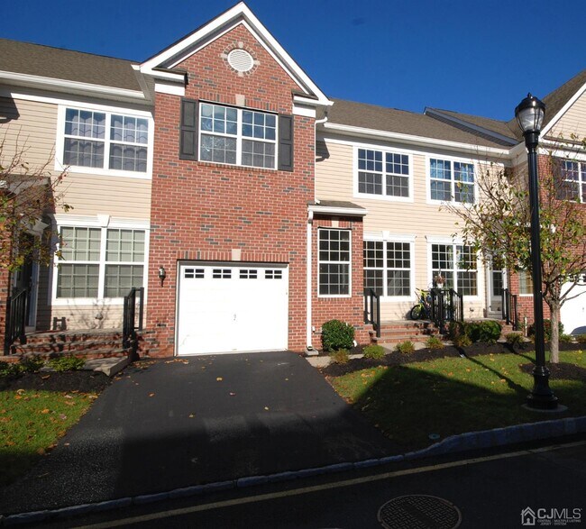 Foto del edificio - 2319 Berkshire Ln