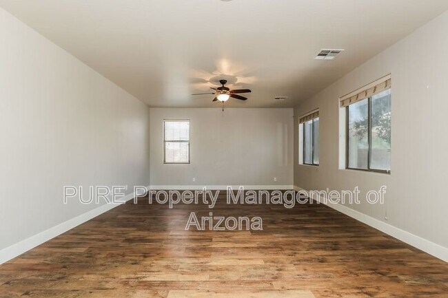 Building Photo - 43558 W Oster Dr