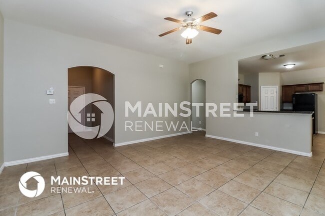 Building Photo - 247 Edison Ln