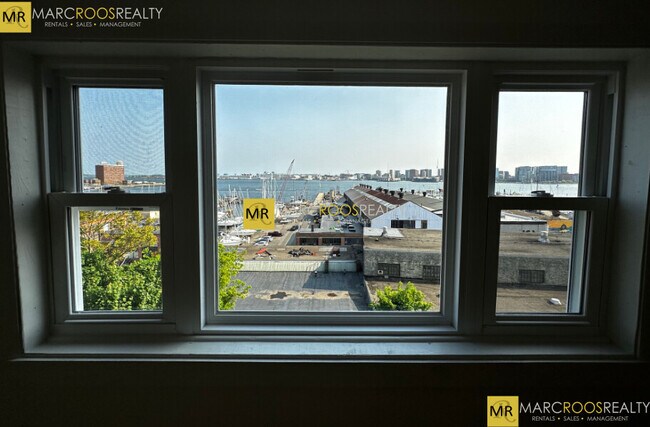 Foto del edificio - 239 Webster St