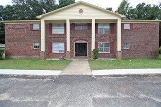 Building Photo - 10151 Guidy Ln