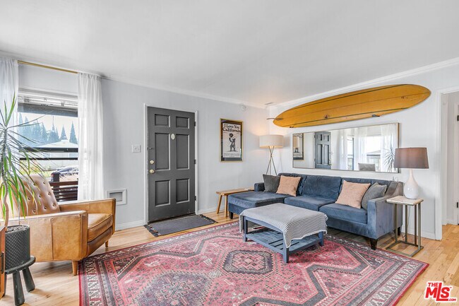 Foto del edificio - 6051 W 86th Pl
