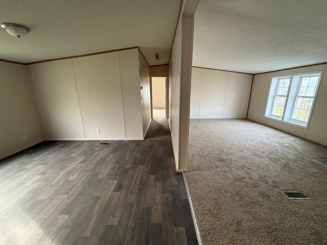 Foto del edificio - 2500 Mann Rd