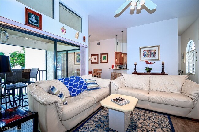 Foto del edificio - 559 Beachwalk Cir