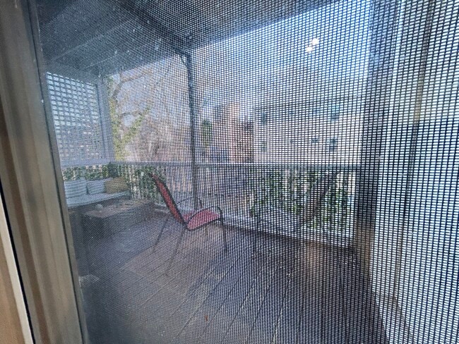 Building Photo - 12 Oswald St