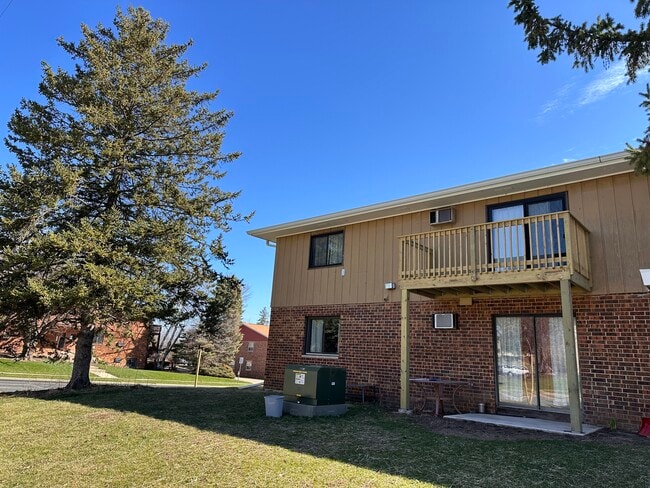 Building Photo - 2829 Coho St