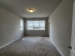 Building Photo - 1513 Lakeline Oak Dr