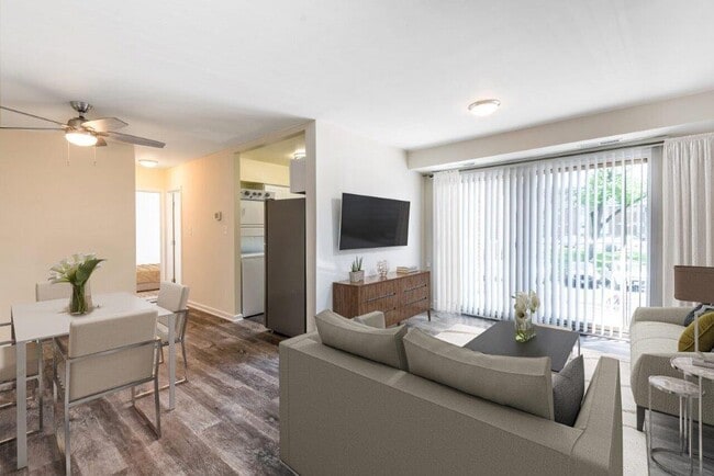 Building Photo - Glen Mar Apartment Homes