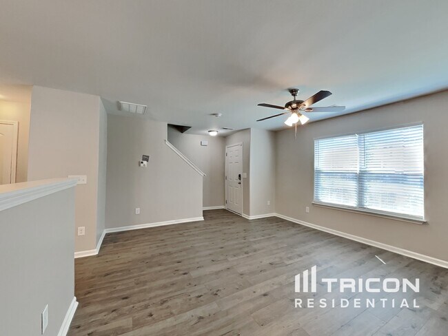 Foto del edificio - 1687 Parkside Meadow Drive Winston Salem NC