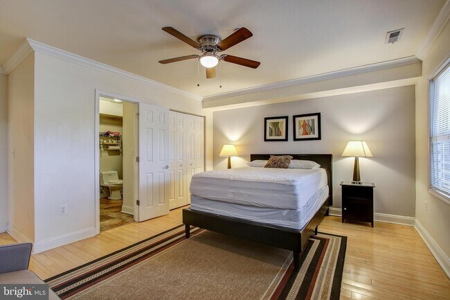 Foto del edificio - 2443 25th St SE