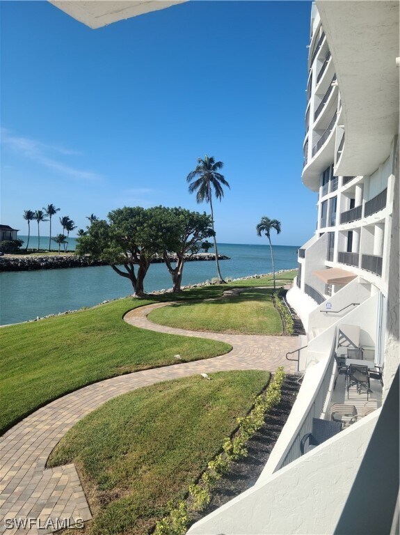 Building Photo - 2302 Gulf Shore Blvd N