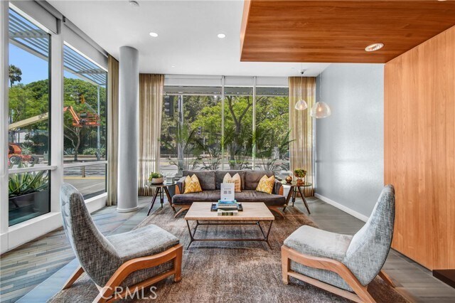 Foto del edificio - 1705-1725 Ocean Ave