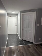 Building Photo - 250 Furby St