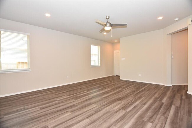 Building Photo - 9303 Colonial Bent Pl