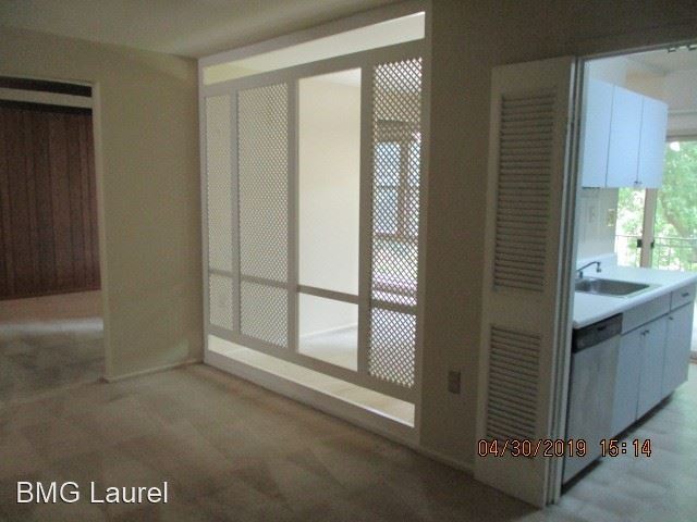 Building Photo - 2 br, 1.5 bath House - 2206 Greenery Ln.  ...