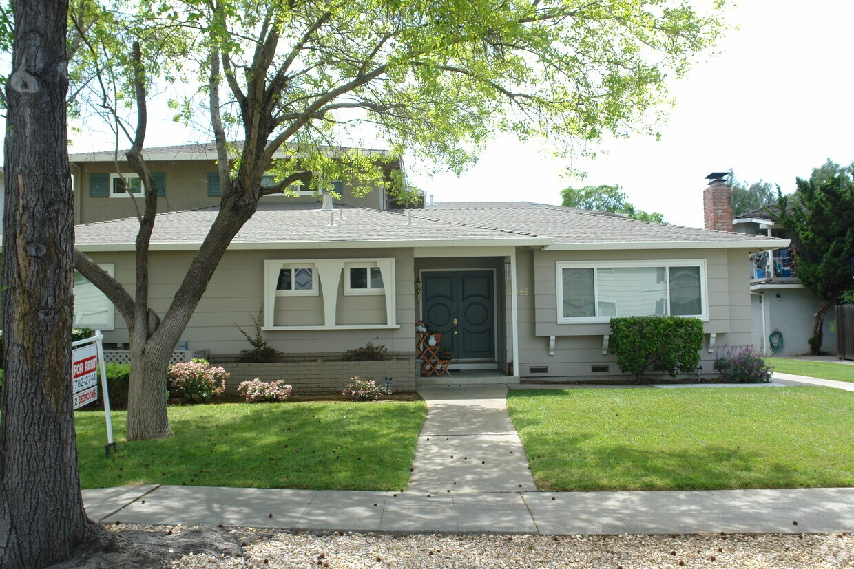 Building Photo - 2958 Neet Ave