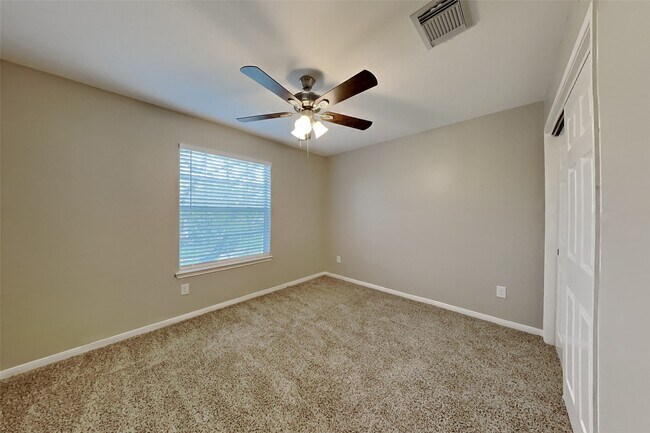 Building Photo - 3411 Dorsey Ln