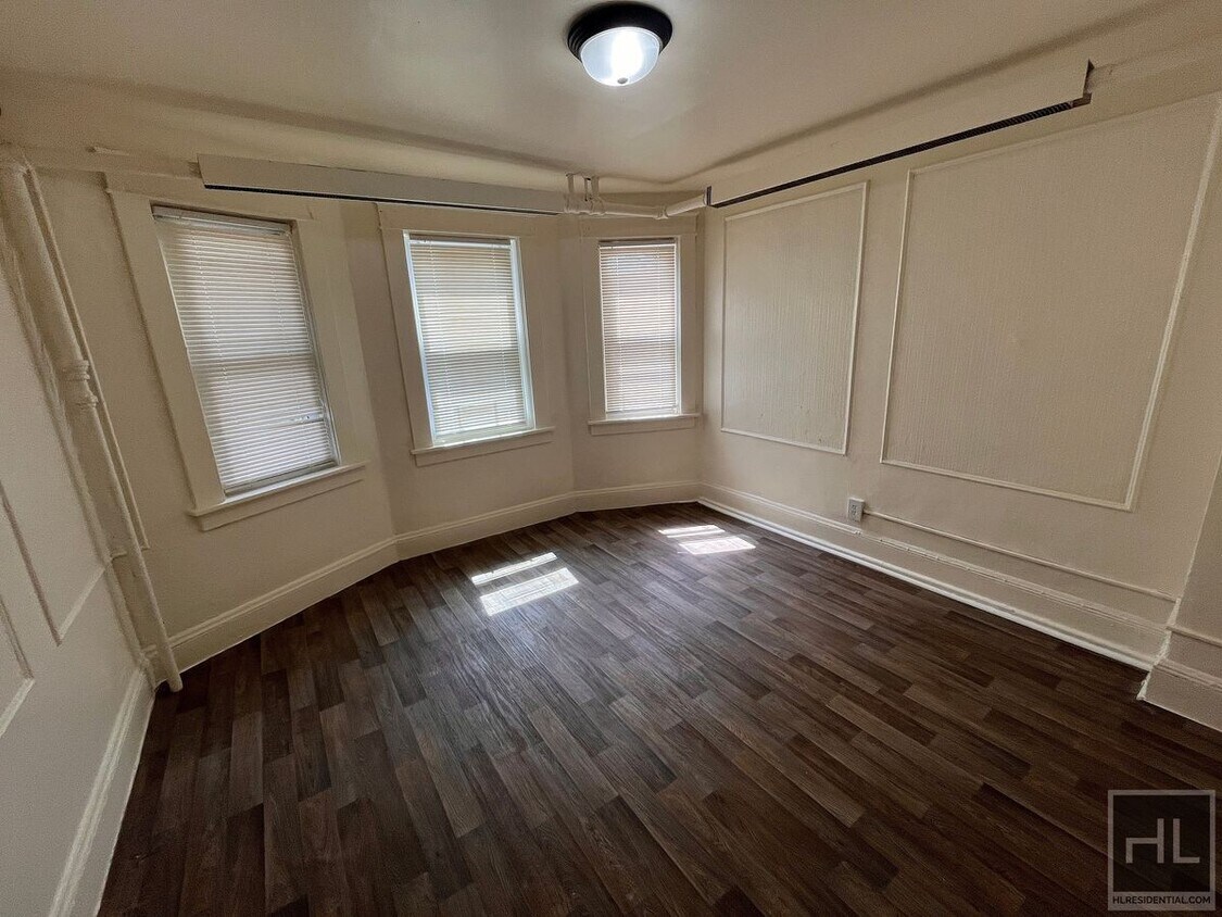 Building Photo - Alder Street, Yonkers