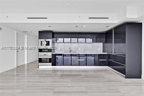 Primary Photo - 1451 Brickell Ave