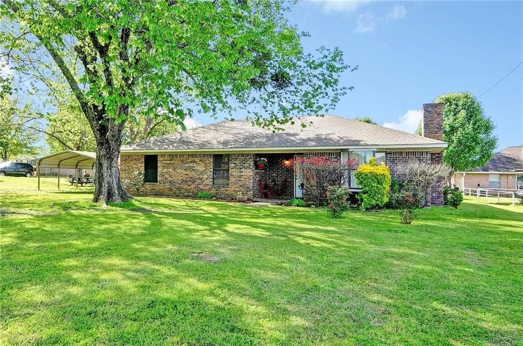105 E Oak St, Yantis, TX 75497 House Rental in Yantis, TX