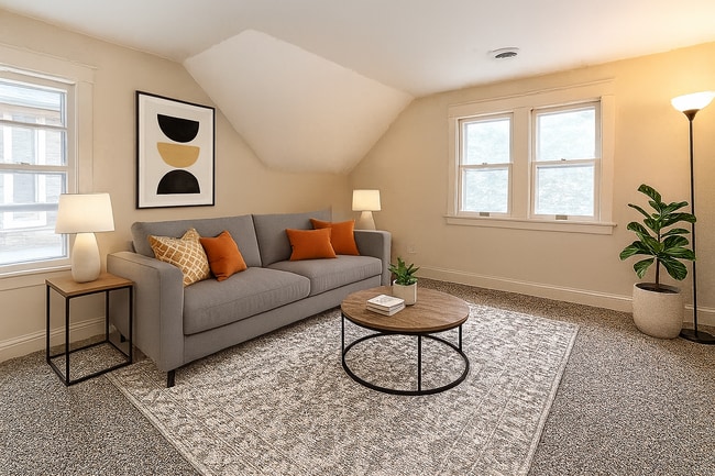 Building Photo - 3374 S Indiana Ave