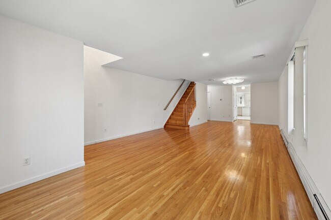 Foto del edificio - 2180 South St