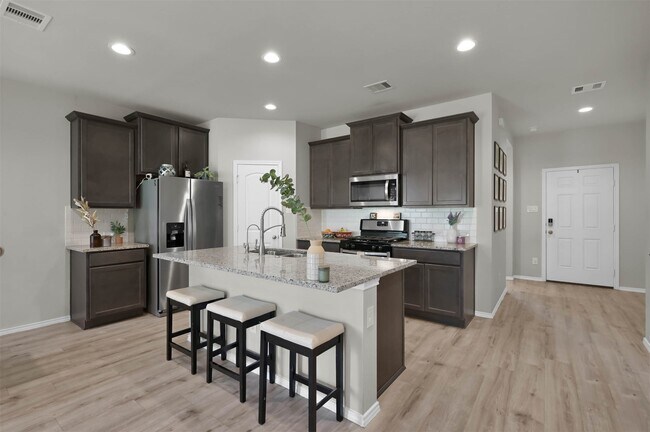 Foto del edificio - 2254 Strong Horse Dr