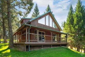Building Photo - 990 White Basin Rd