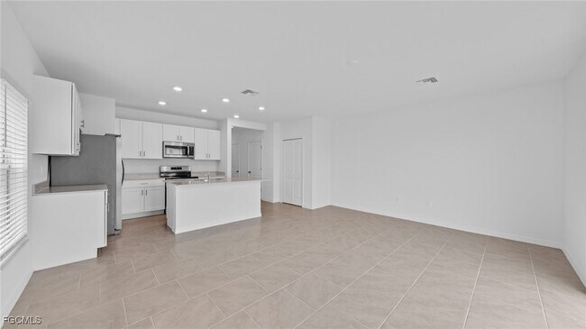 Foto del edificio - 4231 Caterina Ct