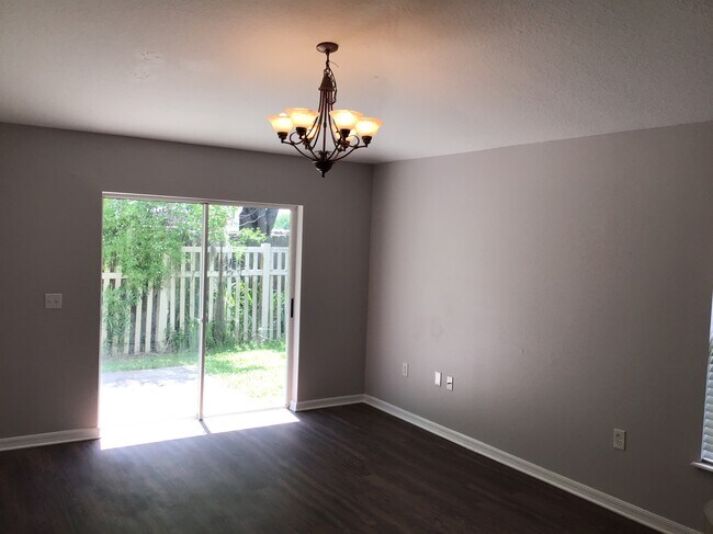 Building Photo - 332 McKay Boulevard