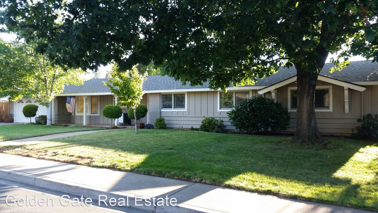 Primary Photo - 4 br, 2 bath House - 1015 Tiffin Drive