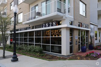 Building Photo - Haus 2828