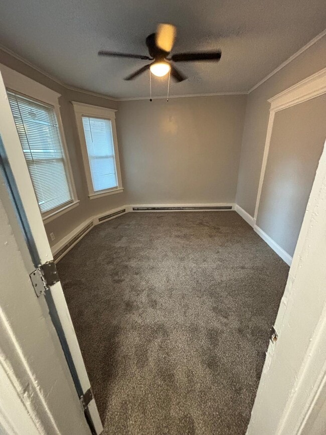 Building Photo - 129 Congress Ave